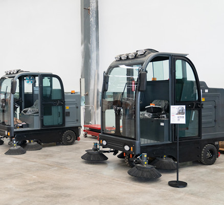 判斷掃地機(jī)廠(chǎng)家的掃地機(jī)質(zhì)量好壞看哪幾點(diǎn) 判斷掃地機(jī)廠(chǎng)家的掃地機(jī)質(zhì)量好壞看哪幾點(diǎn)